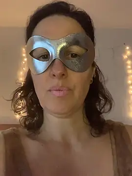 massagistahotbrunette online show from March 8, 6:11 pm