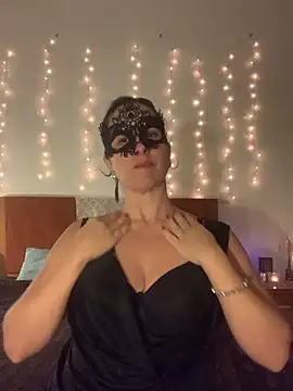 massagistahotbrunette online show from November 29, 10:32 pm