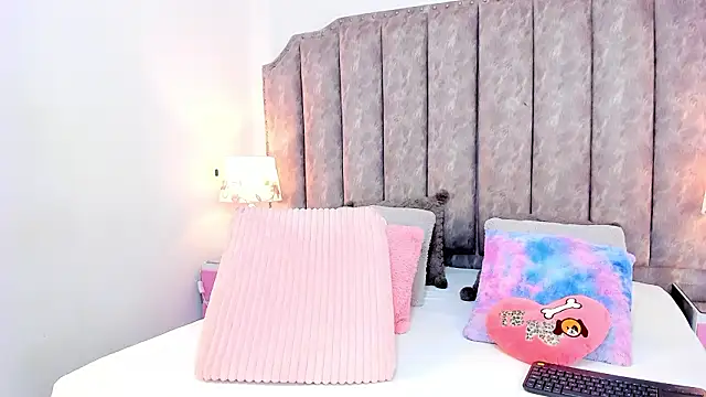 RubyCrox online show from March 10, 8:57 pm