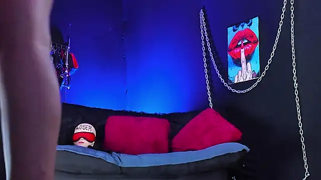 KatrinaStone online show from March 14, 1:39 pm