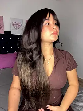 LoliitaBennett online show from January 15, 2:15 am