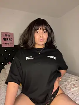 LoliitaBennett online show from March 29, 1:29 am