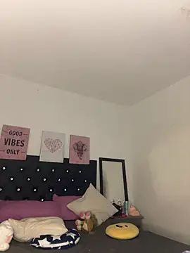 LoliitaBennett online show from April 30, 2:51 am