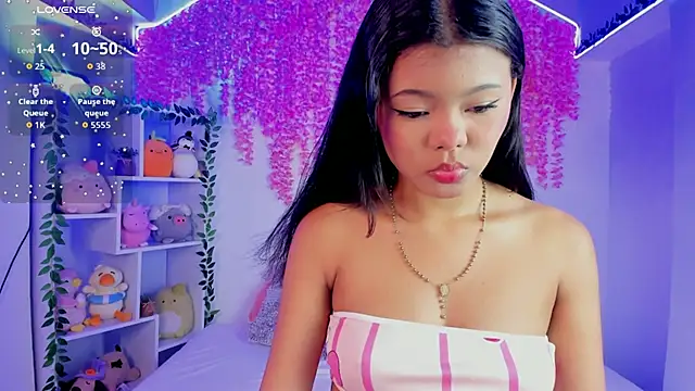  hanna sky online show from November 10, 6:13 pm