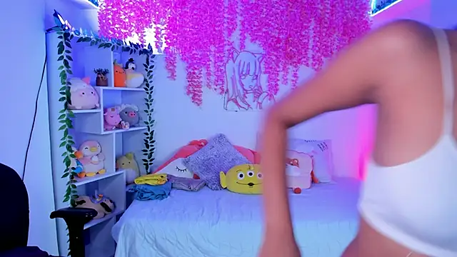  hanna sky online show from March 18, 6:20 pm