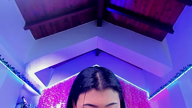  hanna sky online show from March 19, 6:41 pm