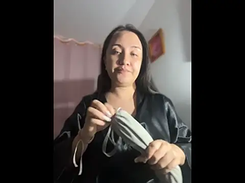 Snapshot of Melody_Spencer26 chatting on June 17, 6:07 pm Melody Spencer26 online show from June 17, 6:07 pm