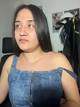 Melody Spencer26 online show from April 7, 7:37 pm