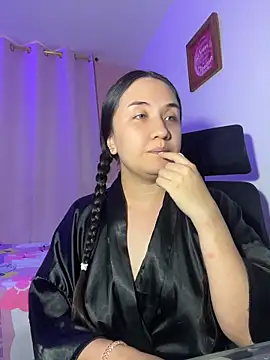 Snapshot of Melody_Spencer26 chatting on May 12, 4:57 pm Melody Spencer26 online show from May 12, 4:57 pm