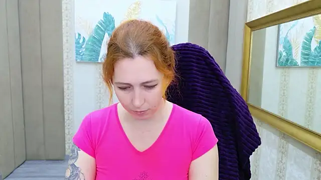 Evie Berret online show from November 26, 10:37 am