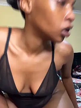 NiaLong21  online show from February 25, 12:33 am