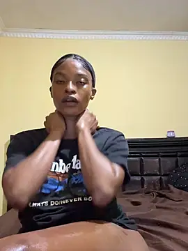 NiaLong21  online show from March 27, 1:25 am