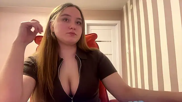 BabyBlissxx online show from March 22, 10:11 pm