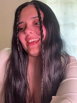 candicewest  online show from April 22, 3:08 pm