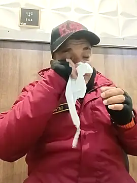 Loquillopajero online show from March 21, 5:41 am