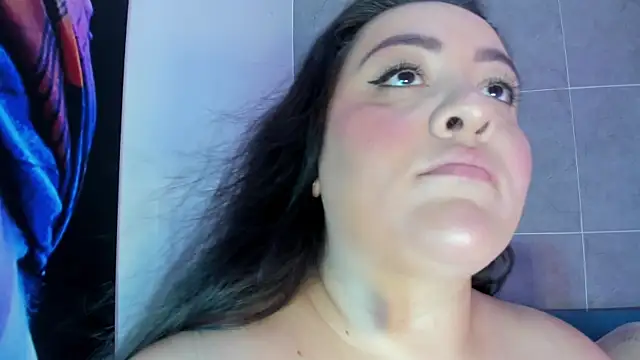 Snapshot of Katypersian_ chatting on December 4, 5:23 pm Katypersian online show from December 4, 5:23 pm