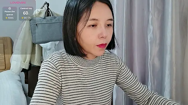 Snapshot of Wanwan61 chatting on November 18, 7:33 am Wanwan61 online show from November 18, 7:33 am