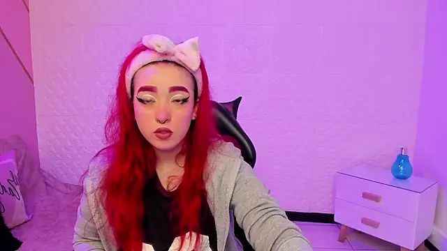 Snapshot of Dakkotta__ chatting on November 7, 2:32 pm Dakkotta online show from November 7, 2:32 pm