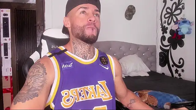 couple-hothot online show from November 20, 10:31 pm