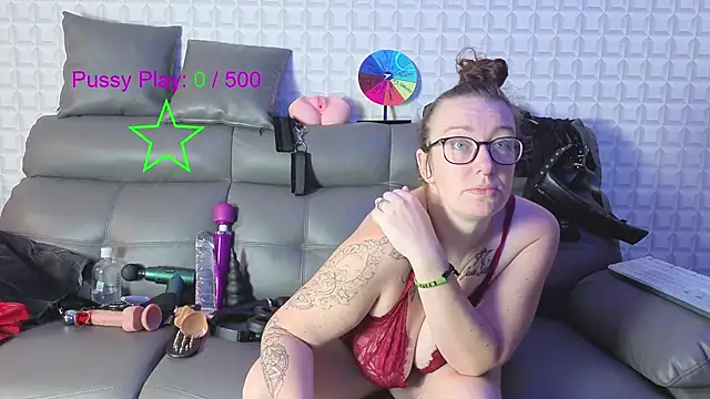 JadeStarUK online show from March 19, 11:16 pm