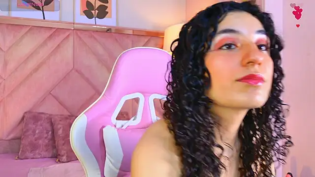 DemiJones  online show from April 23, 3:57 am