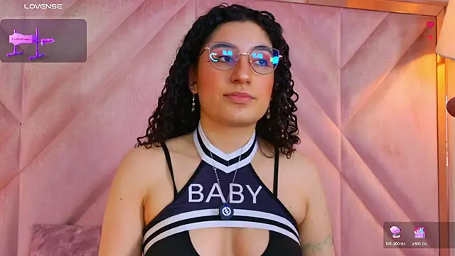 DemiJones  online show from May 22, 4:43 am