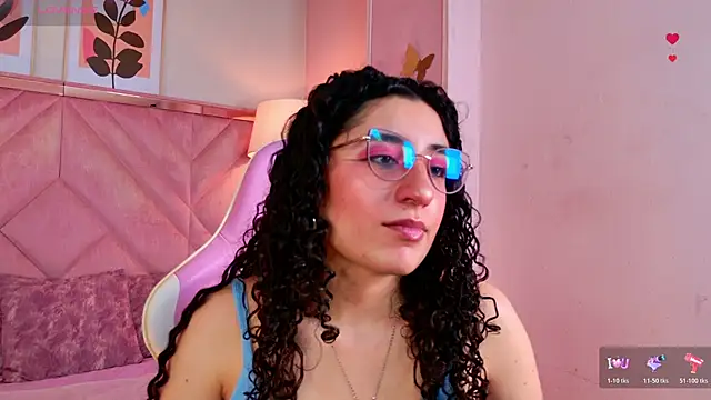 DemiJones  online show from April 14, 4:06 am