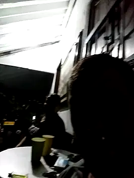 Snapshot of linahotlatina chatting on November 6, 4:05 am linahotlatina online show from November 6, 4:05 am