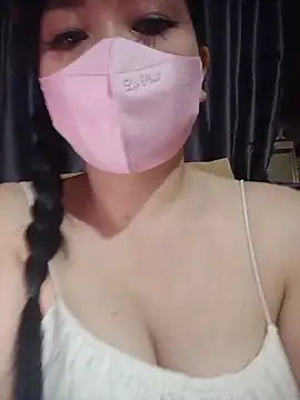 Snapshot of GirlSexyFull chatting on July 17, 5:43 pm GirlSexyFull online show from July 17, 5:43 pm