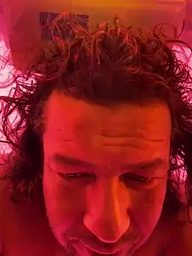 miguel910921 online show from December 16, 9:19 pm