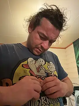 miguel910921 online show from January 15, 11:41 pm