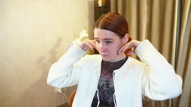 Snapshot of VernonSierras chatting on November 7, 2:27 am VernonSierras online show from November 7, 2:27 am