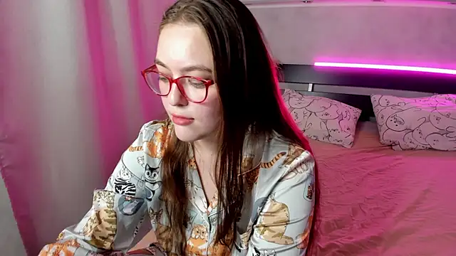 Snapshot of Mersedes_Rosso chatting on November 18, 9:12 am Mersedes Rosso online show from November 18, 9:12 am