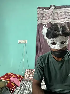 leenaboyxh online show from November 29, 4:18 pm