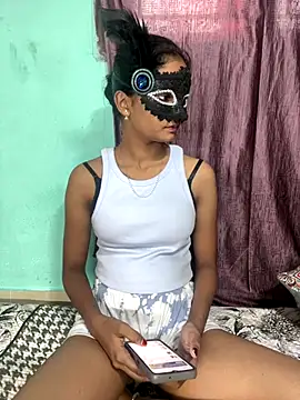 leenaboyxh online show from December 16, 10:19 am