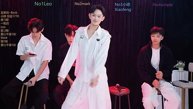 AAA-winner online show from November 9, 11:20 pm