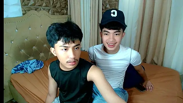 Urloverhardcock online show from February 10, 4:33 am