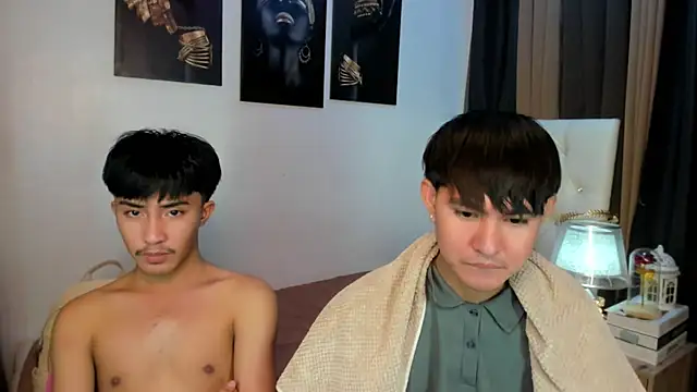 Snapshot of Urloverhardcock chatting on November 29, 5:35 pm Urloverhardcock online show from November 29, 5:35 pm