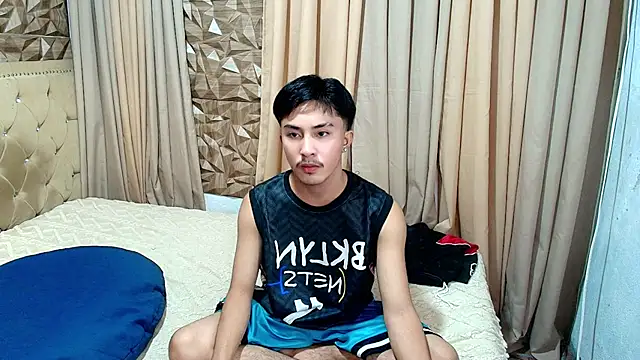 Urloverhardcock online show from May 12, 12:44 pm