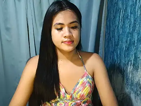 Snapshot of Rema_thebigcock chatting on July 10, 8:20 pm Rema thebigcock online show from July 10, 8:20 pm