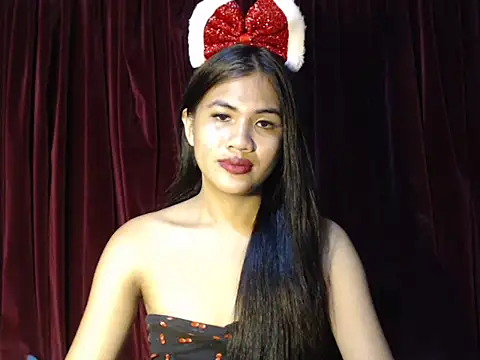 Rema thebigcock online show from December 16, 7:40 pm