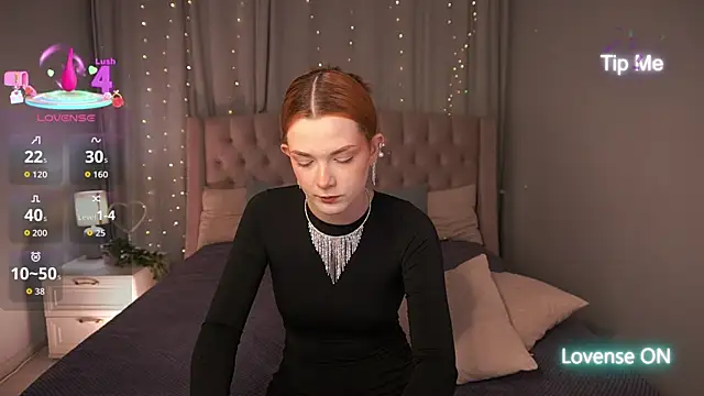 AvaRyder online show from November 17, 1:04 pm