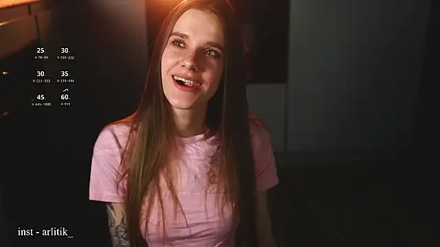 Snapshot of Arlitik chatting on February 26, 3:23 pm Arlitik online show from February 26, 3:23 pm