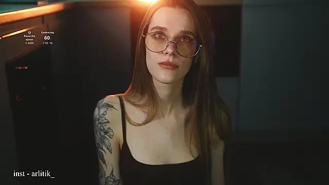 Snapshot of Arlitik chatting on March 2, 2:56 am Arlitik online show from March 2, 2:56 am