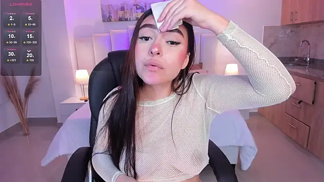 Maya vexx online show from January 12, 7:20 pm