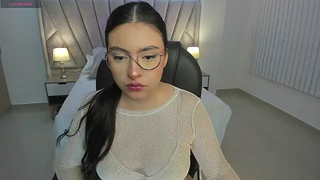 Maya vexx online show from November 18, 8:12 pm