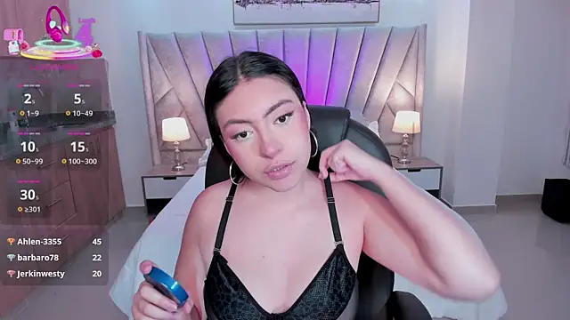 Maya vexx online show from December 14, 8:36 pm