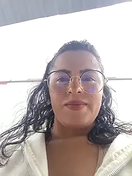 Snapshot of ALEJA__22 chatting on April 27, 3:10 pm ALEJA 22 online show from April 27, 3:10 pm