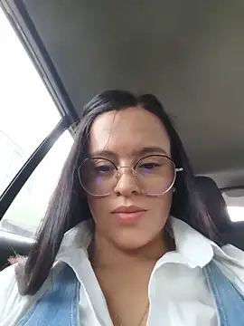Snapshot of ALEJA__22 chatting on May 23, 7:02 pm ALEJA 22 online show from May 23, 7:02 pm