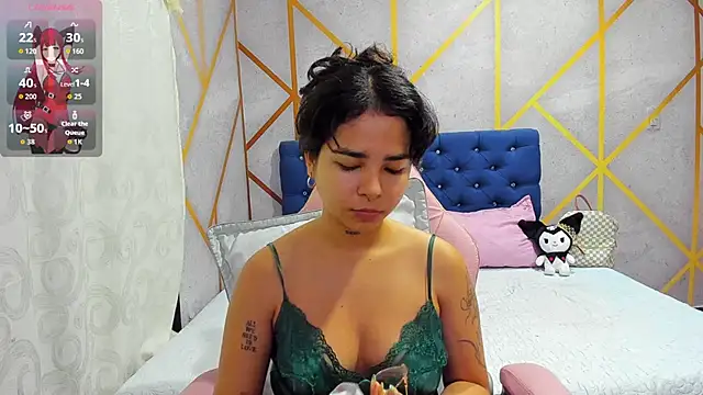  vaiolet owo online show from February 19, 5:04 am